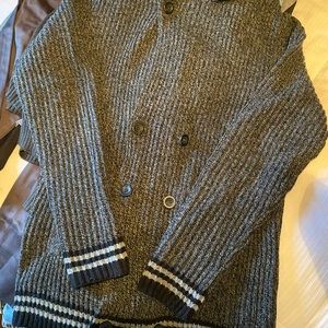 Men’s Cardigan Sweater Size Medium